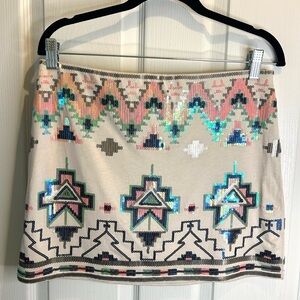 💚”Express” NWT Women’s Cream Colorful Sequin Embellished Mini Skirt🩵